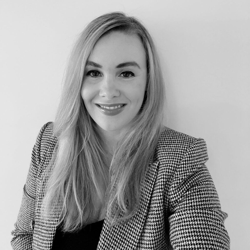 Amy Kappus ,Cossette Media head shot