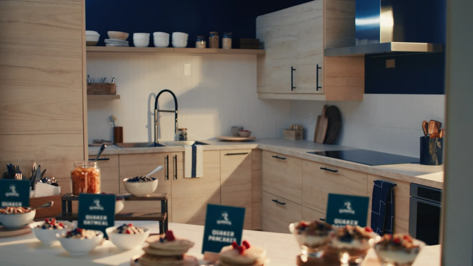 Why is Quaker Canada Focusing on Breakfast Bars in Délīne, the Birthplace of Hockey?