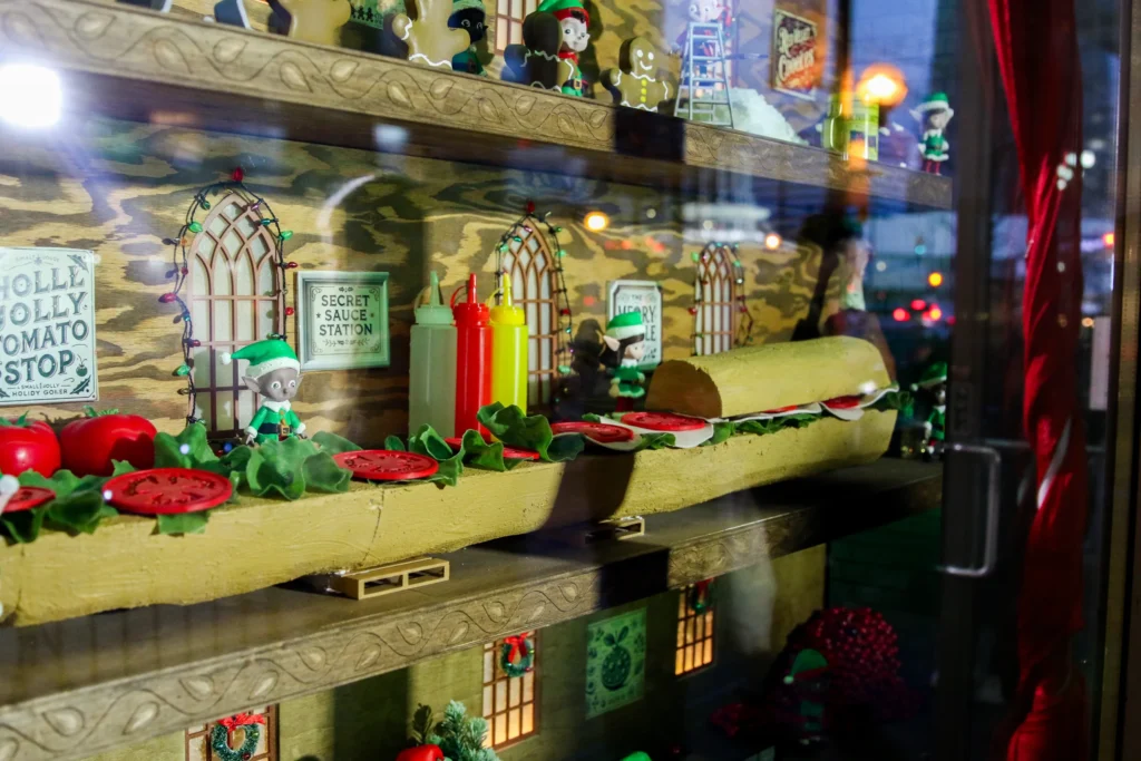 Subway Canada Reveals Its Secret Sandwich Elves Window Displays In Montreal And Toronto Locations