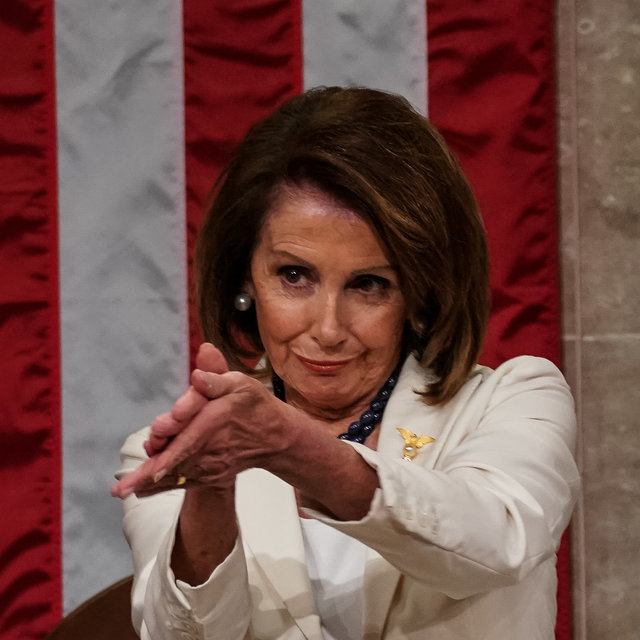 Nancy Pelosi side clap